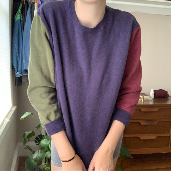 Color Block Sweatshirt - Picture 3 of 3